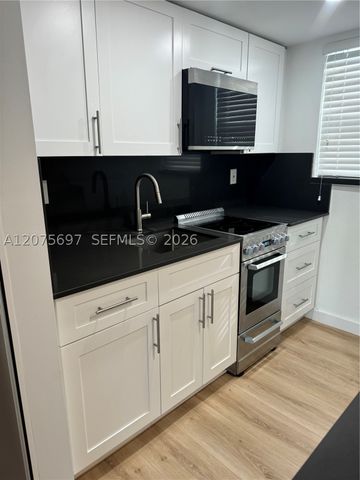 1025 SW 6th Ave 6, Miami, FL 33130
