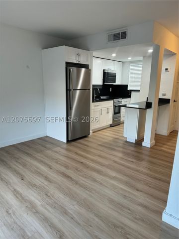 1025 SW 6th Ave 6, Miami, FL 33130