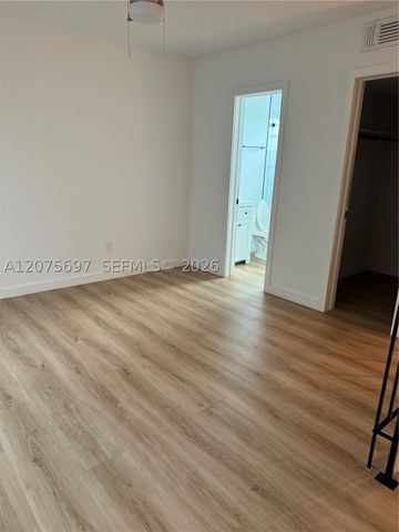 1025 SW 6th Ave 6, Miami, FL 33130