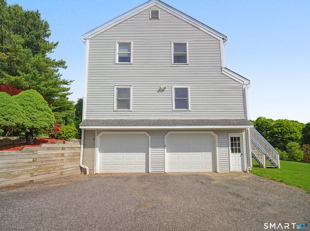 21 Mine Hill Road, New Milford, CT 06776