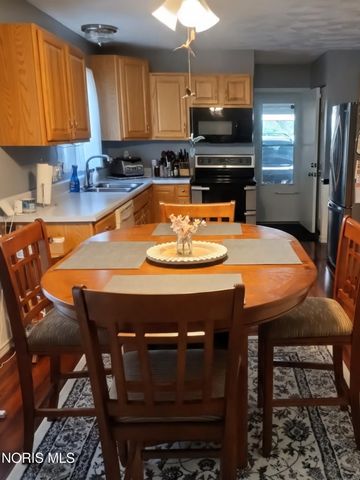 6167 White Oak Drive, Toledo, OH 43615