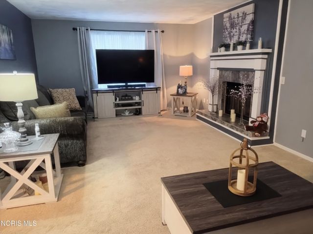 6167 White Oak Drive, Toledo, OH 43615