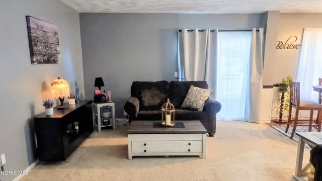 6167 White Oak Drive, Toledo, OH 43615