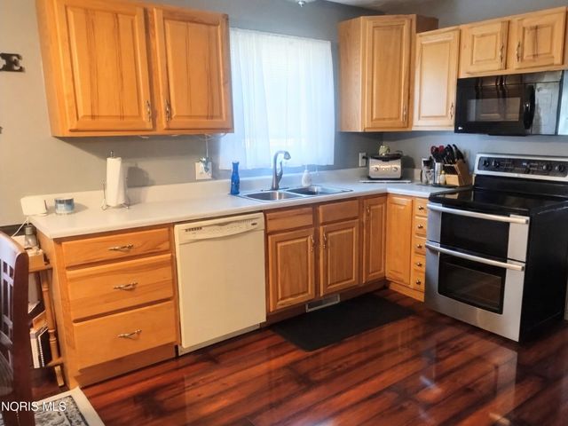6167 White Oak Drive, Toledo, OH 43615