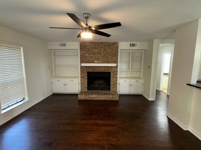 2704 Yorkshire Court, Grapevine, TX 76051