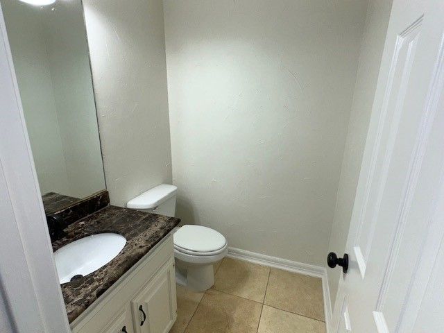 2704 Yorkshire Court, Grapevine, TX 76051