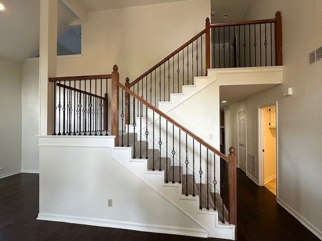 2704 Yorkshire Court, Grapevine, TX 76051