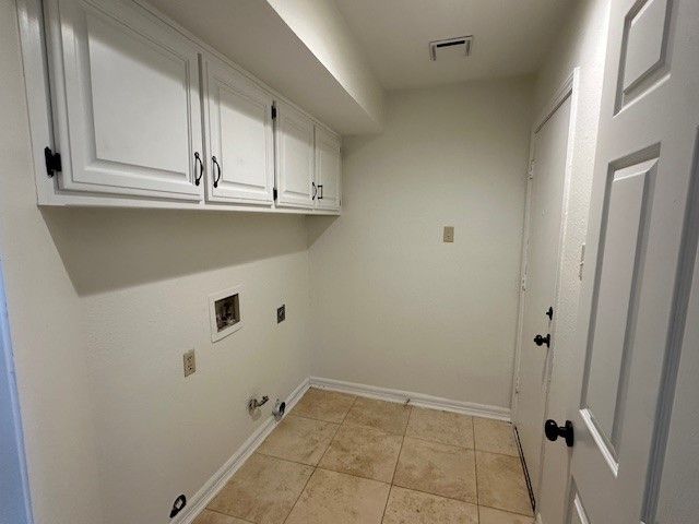 2704 Yorkshire Court, Grapevine, TX 76051