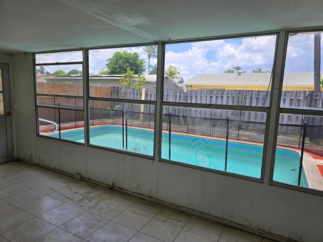 435 SW 61st Terrace, Margate, FL 33068