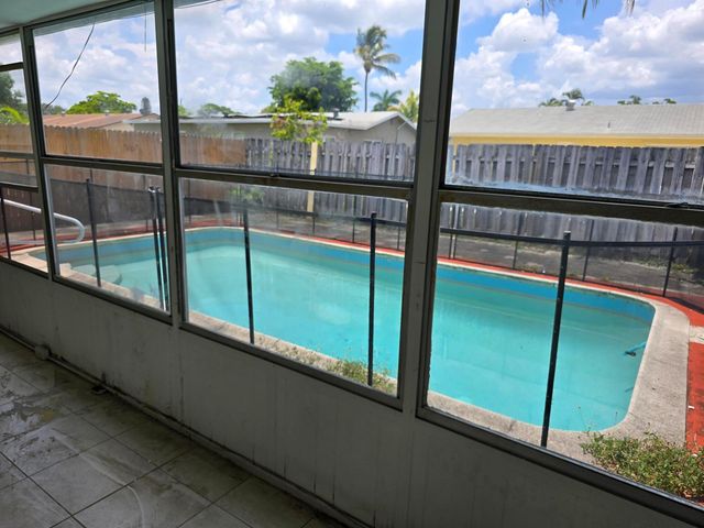 435 SW 61st Terrace, Margate, FL 33068