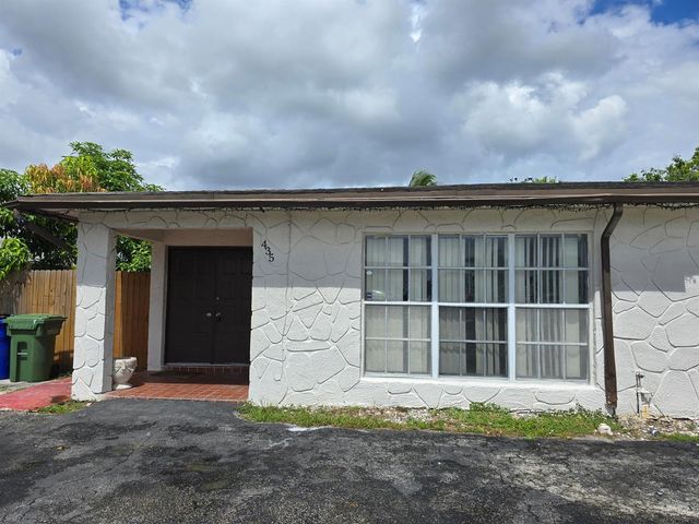 435 SW 61st Terrace, Margate, FL 33068