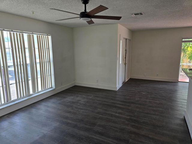 435 SW 61st Terrace, Margate, FL 33068