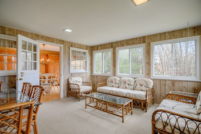 7 Side Hill Lane, Danbury, CT 06810