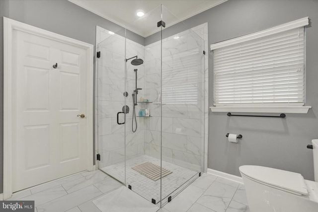 1534 SYCAMORE TER, York, PA 17403