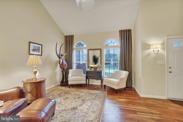 1534 SYCAMORE TER, York, PA 17403