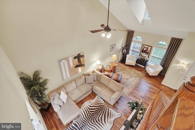 1534 SYCAMORE TER, York, PA 17403