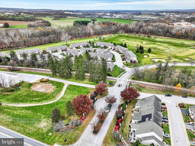 1534 SYCAMORE TER, York, PA 17403