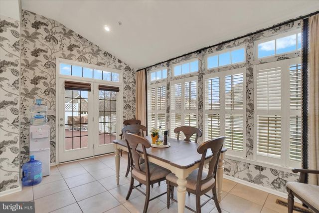 1534 SYCAMORE TER, York, PA 17403