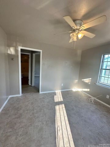 515 Clark, San Antonio, TX 78210