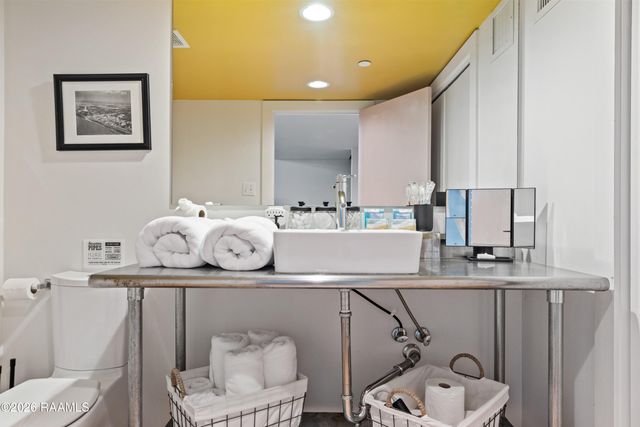 403 S Buchanan Street 8, Lafayette, LA 70501