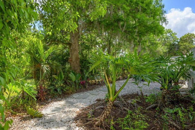 30230 PALM LANE, Wesley Chapel, FL 33545