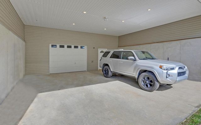 140 Newman Road, Farner, TN 37333