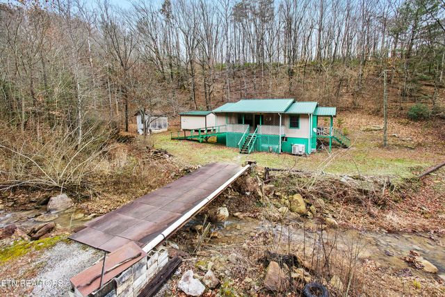 176 Pearly Ward Lane, Caryville, TN 37714