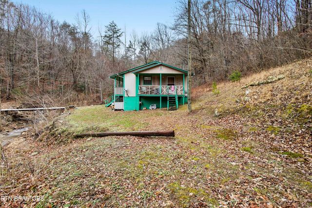 176 Pearly Ward Lane, Caryville, TN 37714