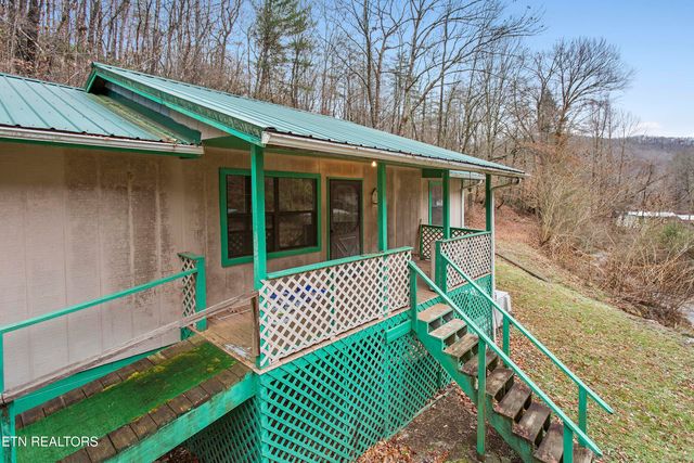 176 Pearly Ward Lane, Caryville, TN 37714