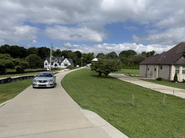 762 Waldron Rd, La Vergne, TN 37086