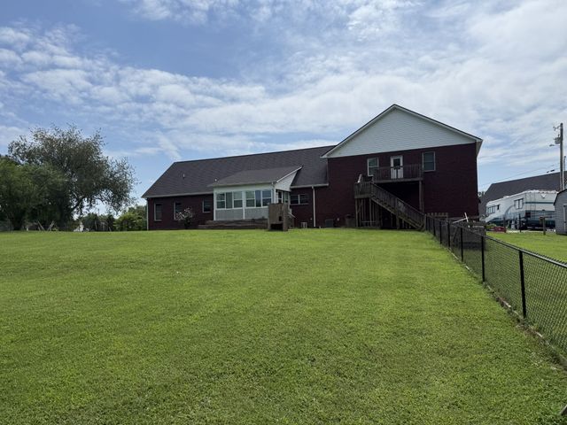 762 Waldron Rd, La Vergne, TN 37086