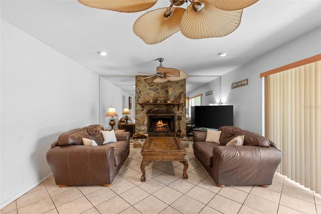 6232 43RD AVENUE N, Kenneth City, FL 33709