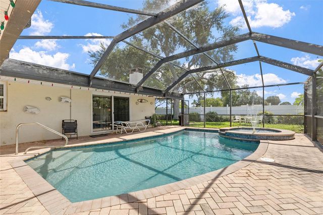 6232 43RD AVENUE N, Kenneth City, FL 33709