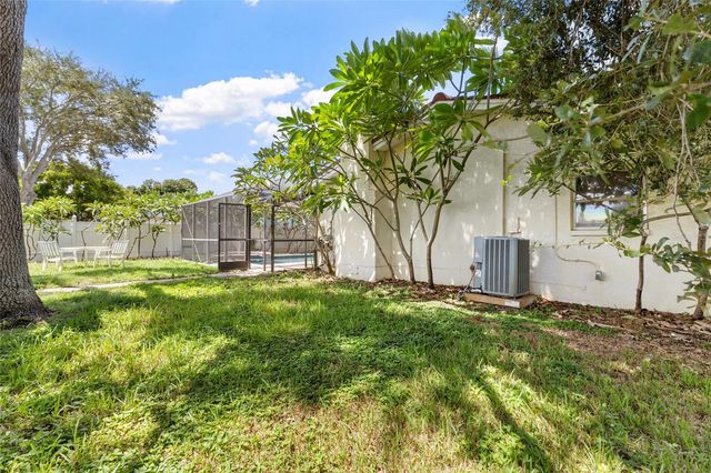 6232 43RD AVENUE N, Kenneth City, FL 33709