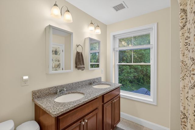 51 Old Turnpike Road, Northwood, NH 03261