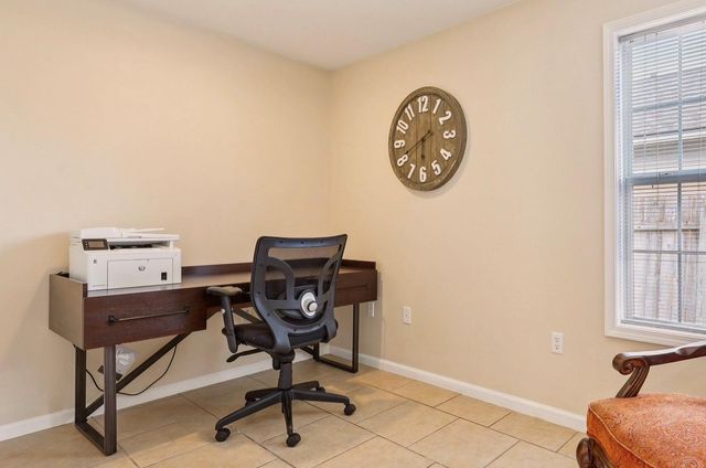 803 E 3rd ST, Georgetown, TX 78626