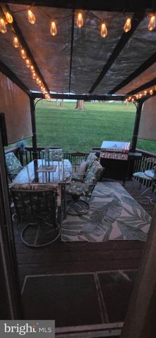 102 JASONS RDG, Smithsburg, MD 21783