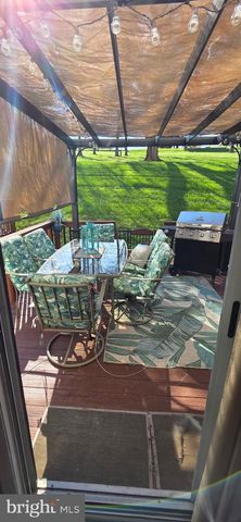 102 JASONS RDG, Smithsburg, MD 21783