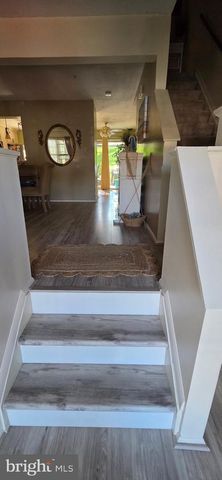 102 JASONS RDG, Smithsburg, MD 21783