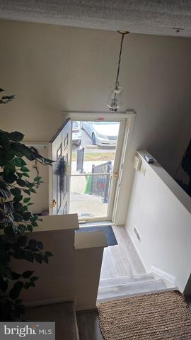 102 JASONS RDG, Smithsburg, MD 21783