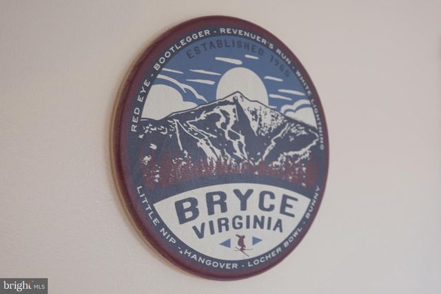 547-A KING, Basye, VA 22810