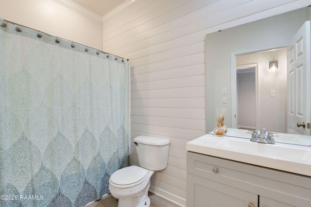 213 Colchester Drive, Broussard, LA 70518