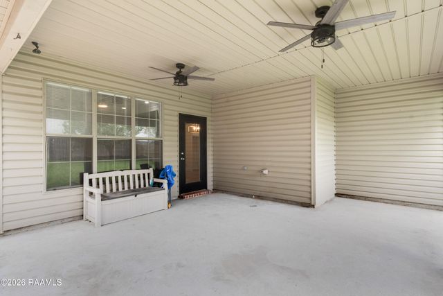 213 Colchester Drive, Broussard, LA 70518