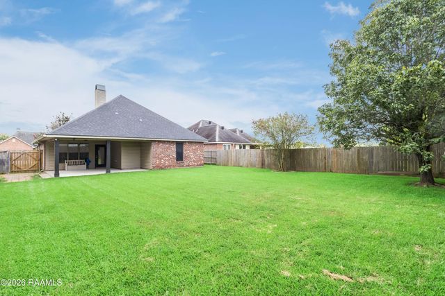 213 Colchester Drive, Broussard, LA 70518