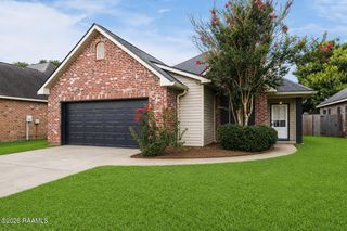 213 Colchester Drive, Broussard, LA 70518