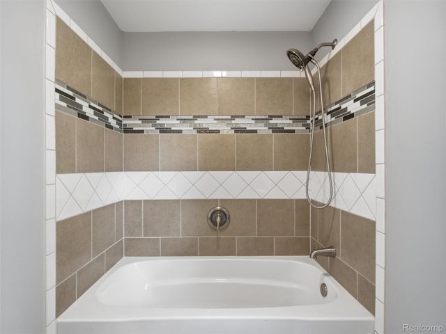3093 Shaw Street, Burton, MI 48529