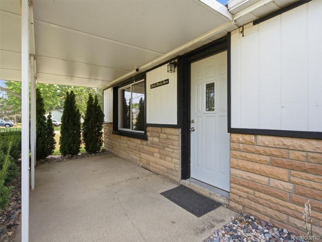 3093 Shaw Street, Burton, MI 48529