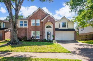 1714 Oak Valley Drive, Kemah, TX 77565