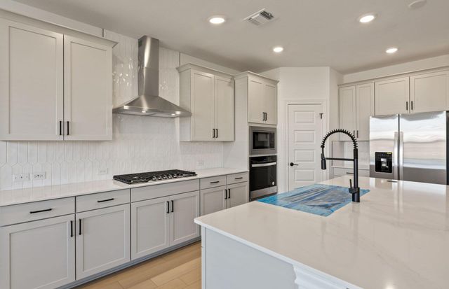 205 Redonda DR, Liberty Hill, TX 78642