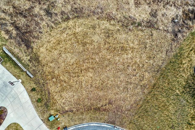 N57W19673 HOLLY COURT, Menomonee Falls, WI 53051